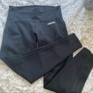 adidas leggings, size medium